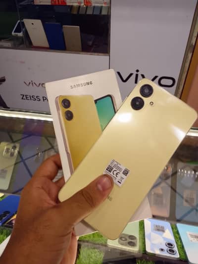 Samsung Mobile A06