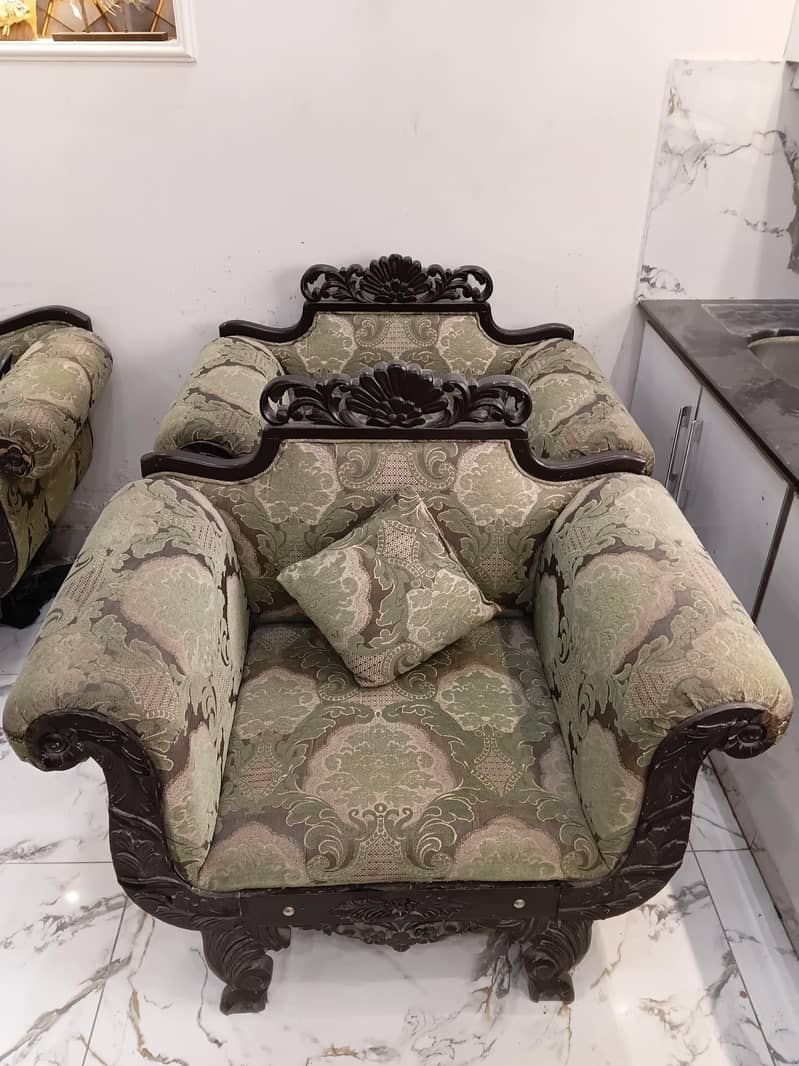 Sofa Set 5 Seater 8