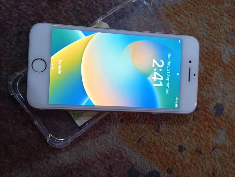Apple iPhone 8 1