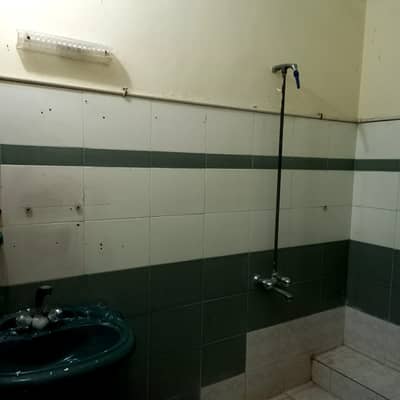 three bed dd ground floor portion for rent in johar