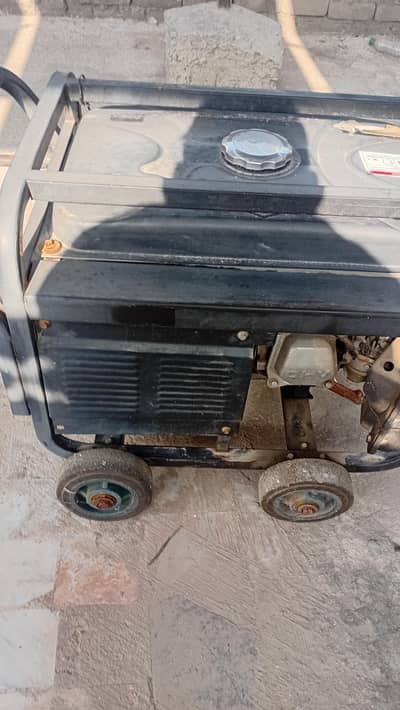 ANGEL GENERATOR. Gas and fuel. excellent condition