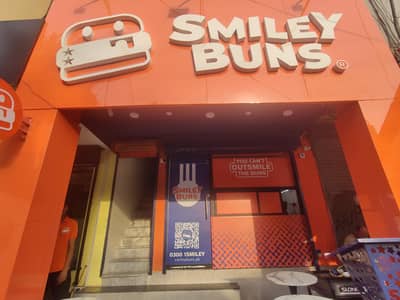 Riders & Order Takers Required – Smiley Bun
