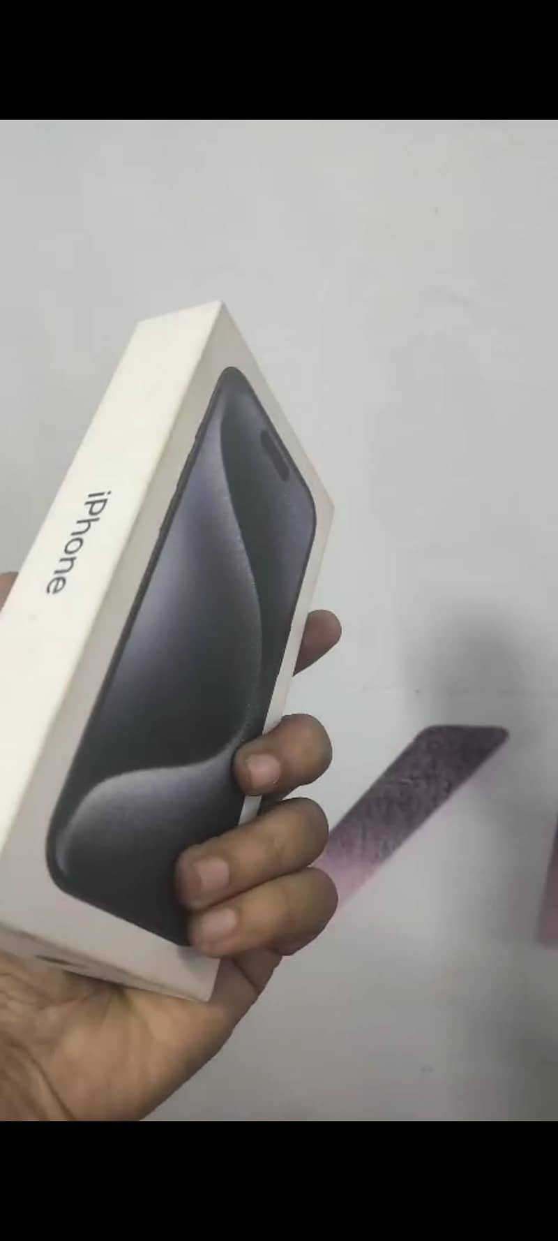 Apple iPhone 15 Pro 3