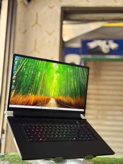Dell Alienware X17 R2