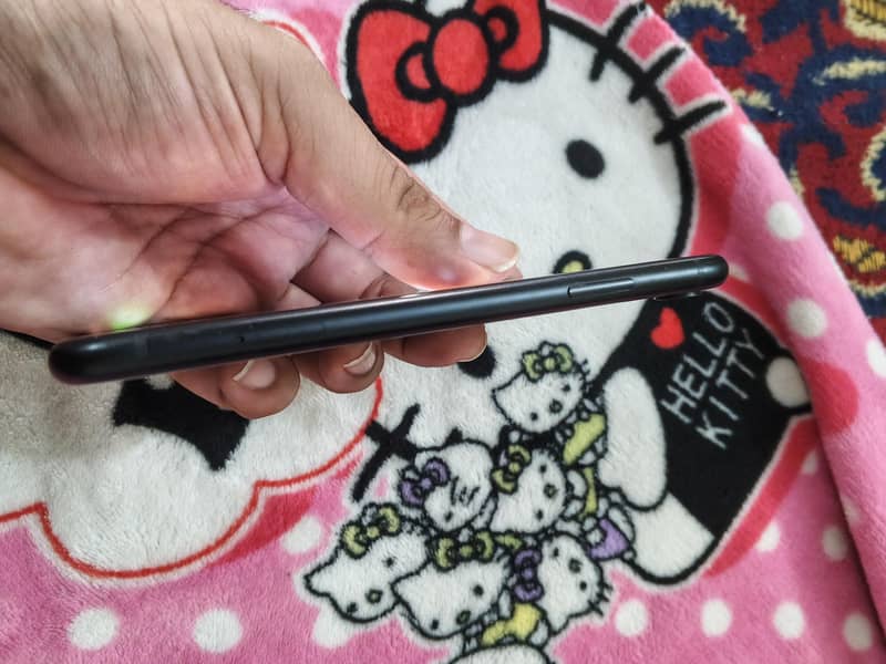 Apple iPhone XR 5