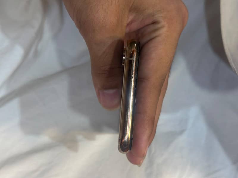 Apple iPhone XS 2