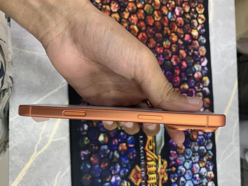 Apple iPhone 17 Pro Max 5
