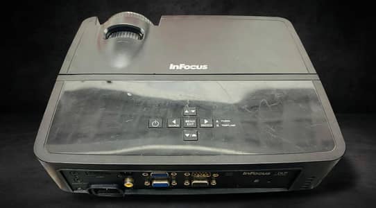 InFocus IN112 Projector