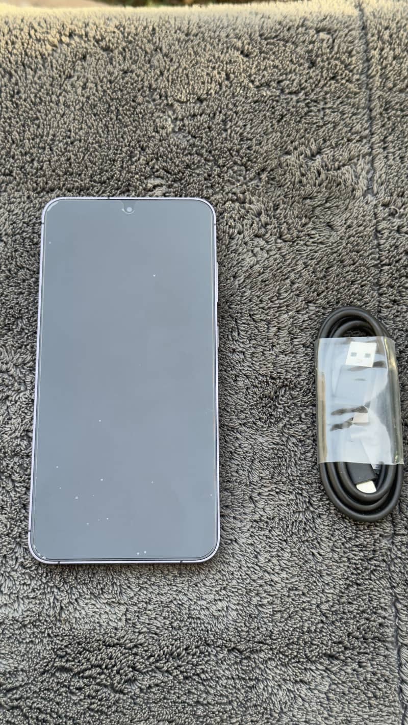 Samsung s24 Plus 3