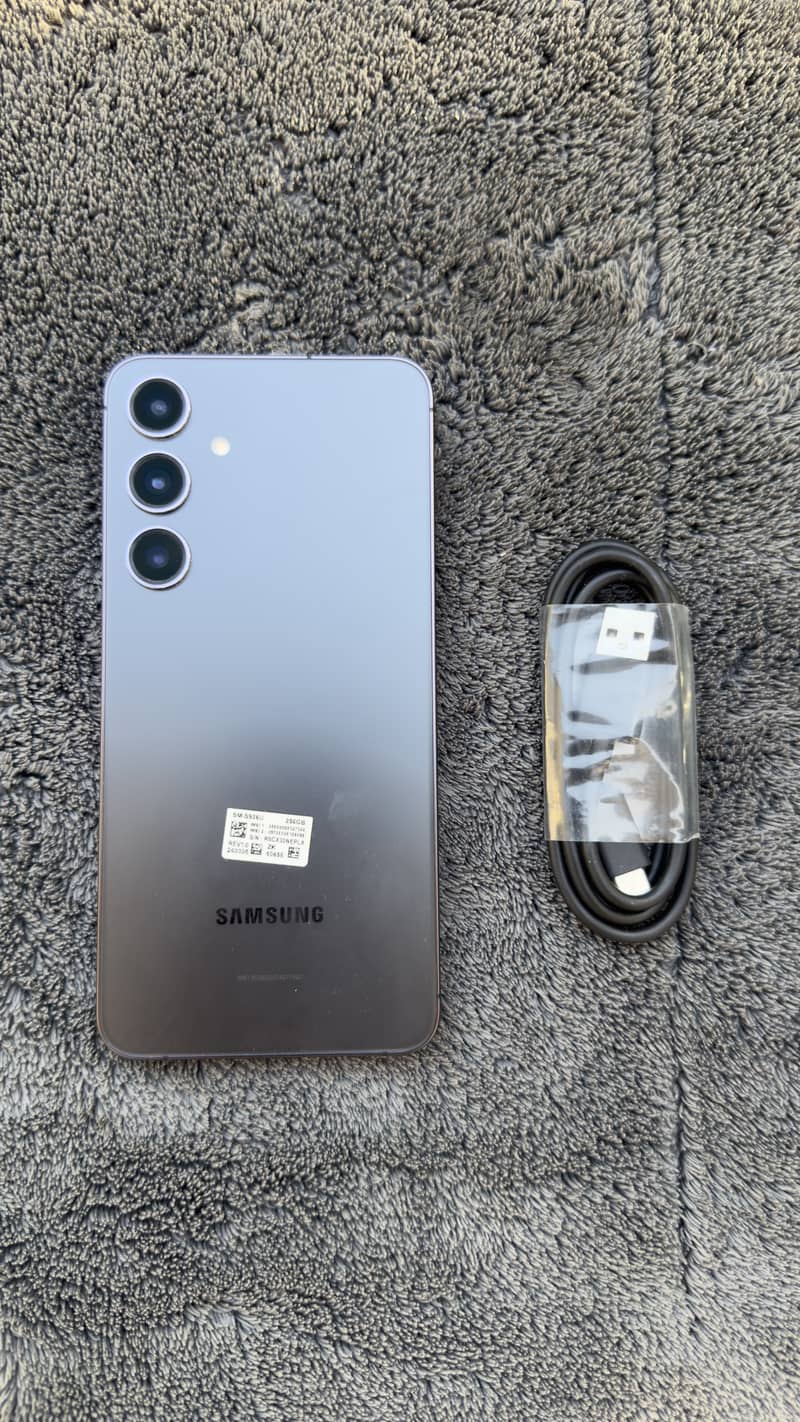 Samsung s24 Plus 4