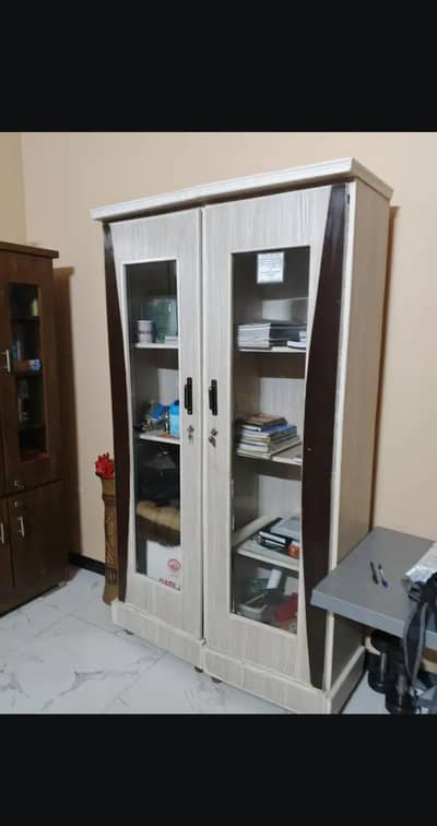 2 Door Wooden Almari