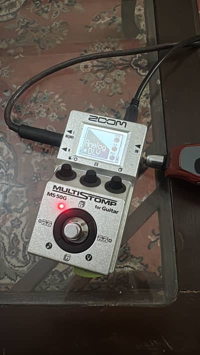 Zoom MS-50G processor, guitar effects pedal