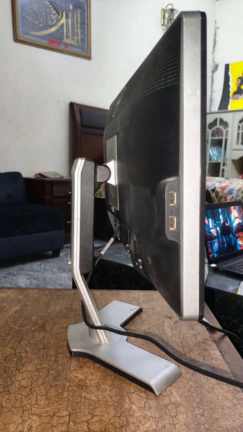 Dell Desktop 4