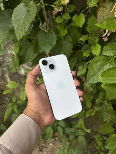 Apple iPhone 15
