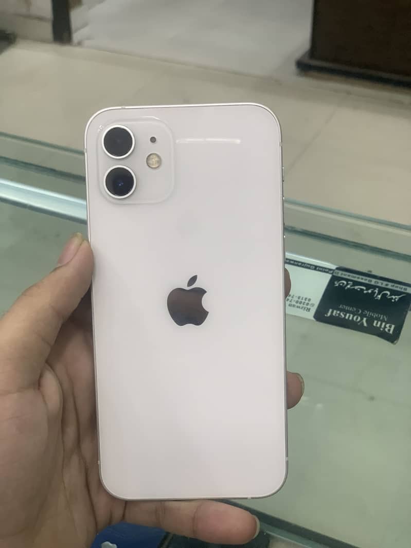 Apple iPhone 12 0