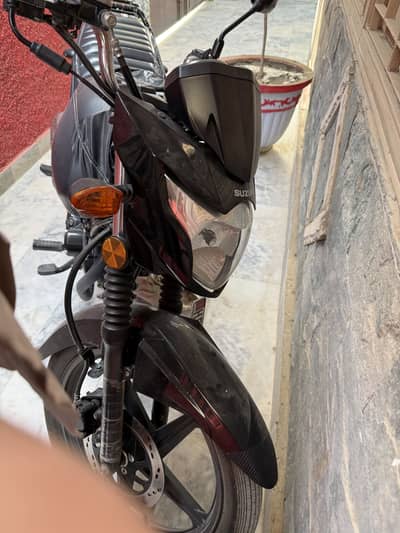 SUZUKI GR 150