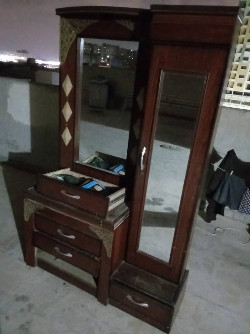 Dressing table 1