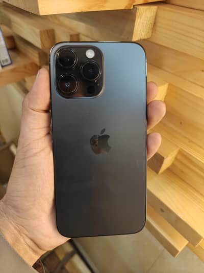 iPhone 14 Pro Max