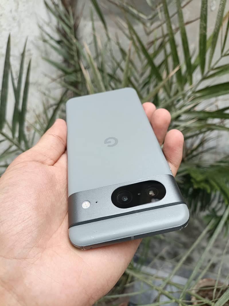 Google Pixel 8 1