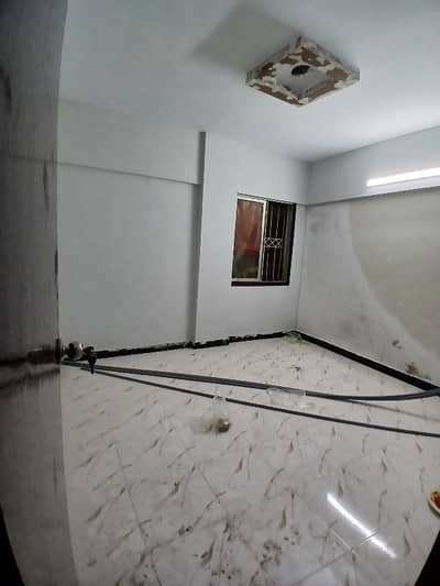 FULLY RENOVATED 2 BED LOUNGE FLAT FOR SALE