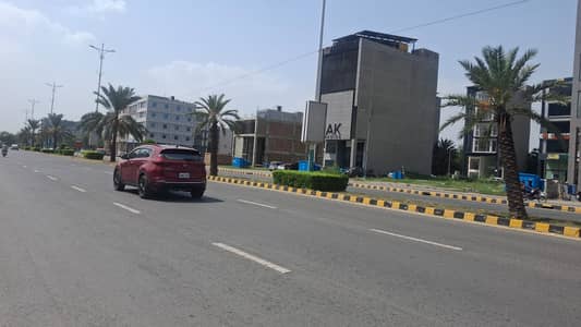 8 Marla Prime Commercial Location Plaza for Sale | 5 Floors | 9 Lac Monthly Rental Value
