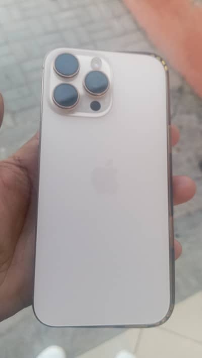 Apple iPhone 16 Pro Max