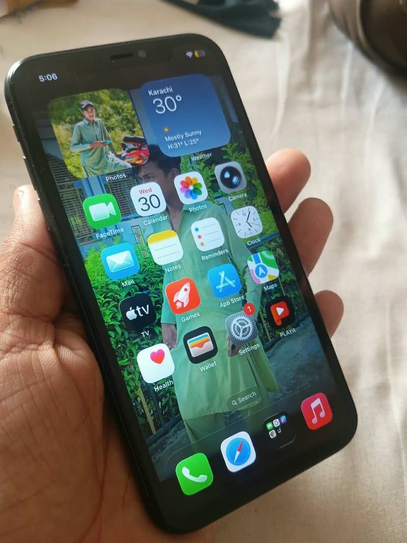 Apple iPhone 11 1