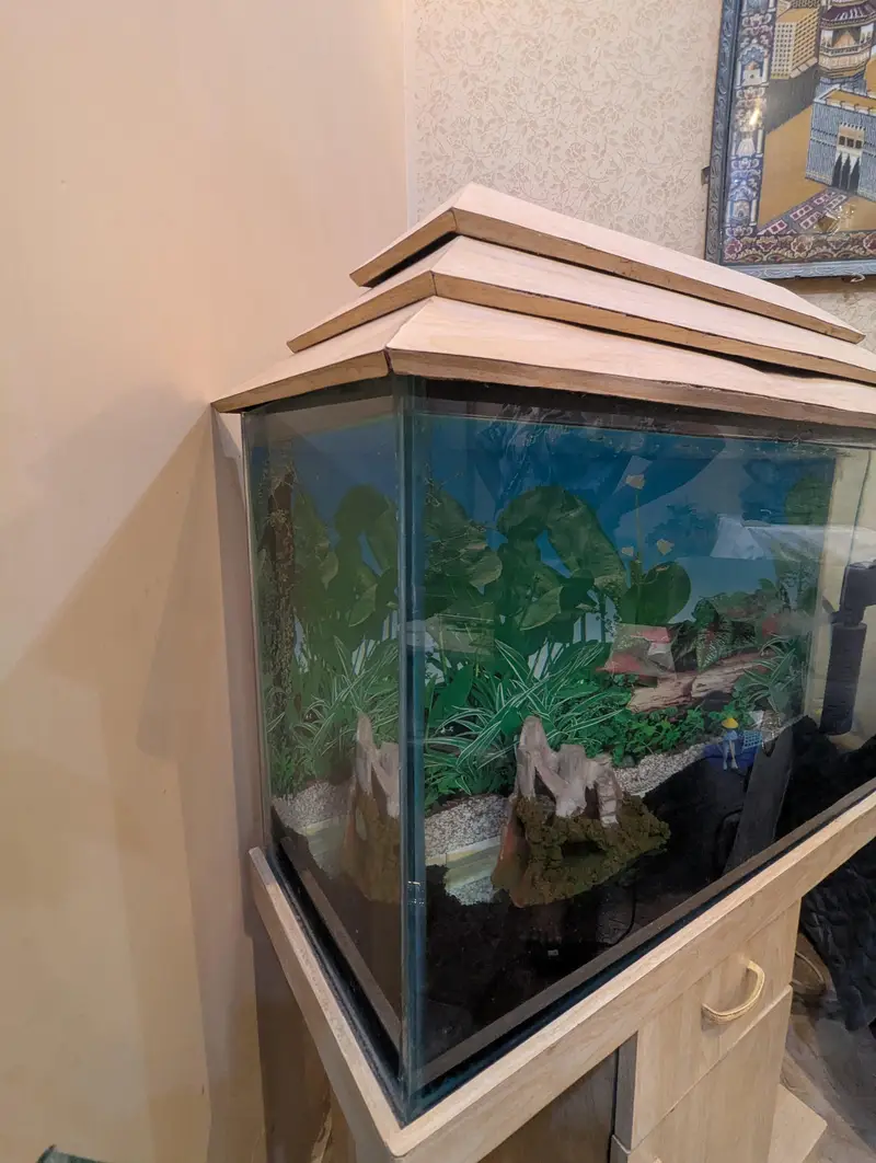 aquarium with filter n sand — photo 2
