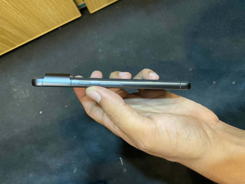 Google Pixel 8 2