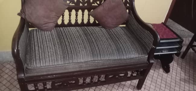 6 seater sofa urgent sale