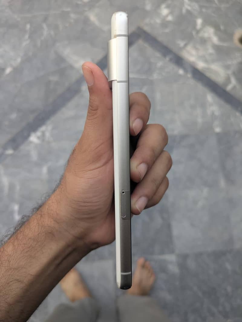 Google Pixel 7 2