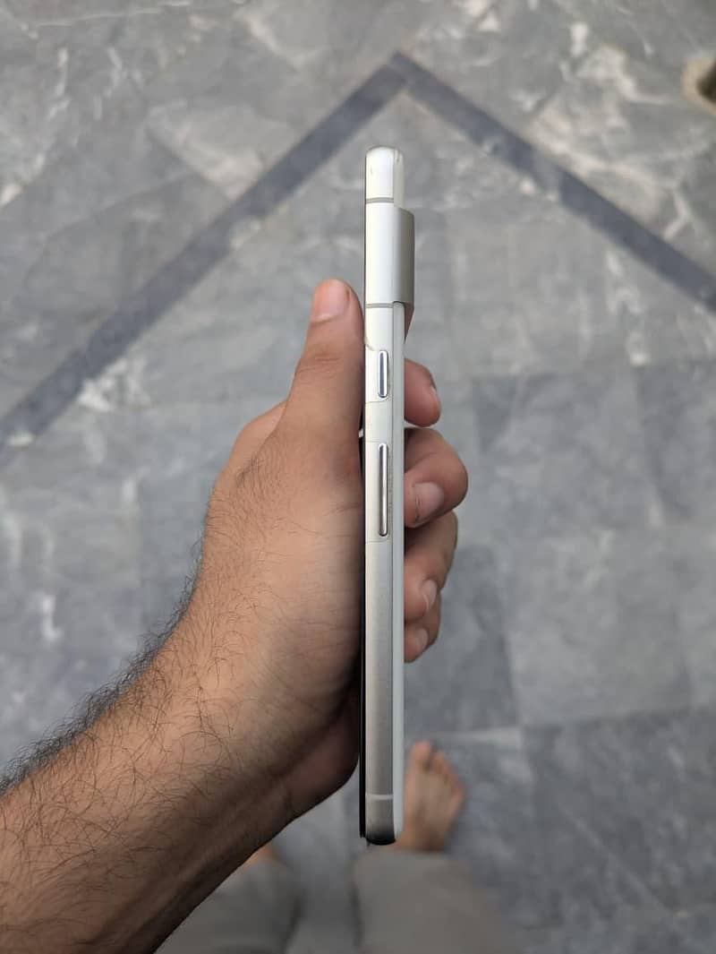 Google Pixel 7 3
