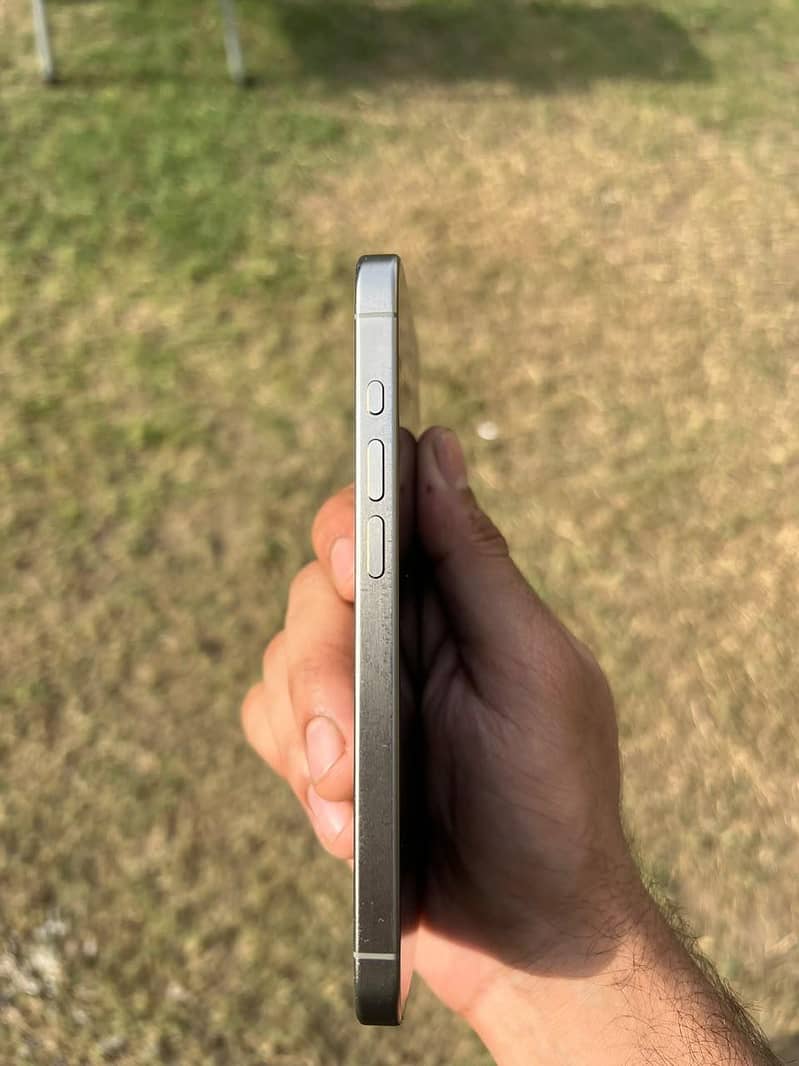 iPhone 15 Pro 1