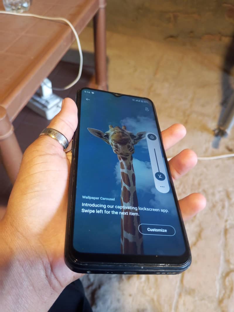 Realme C35 1