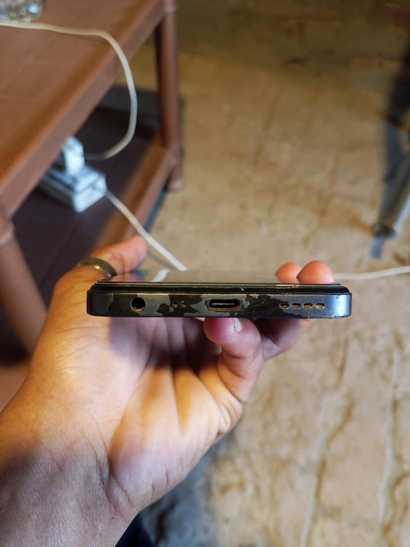 Realme C35 2