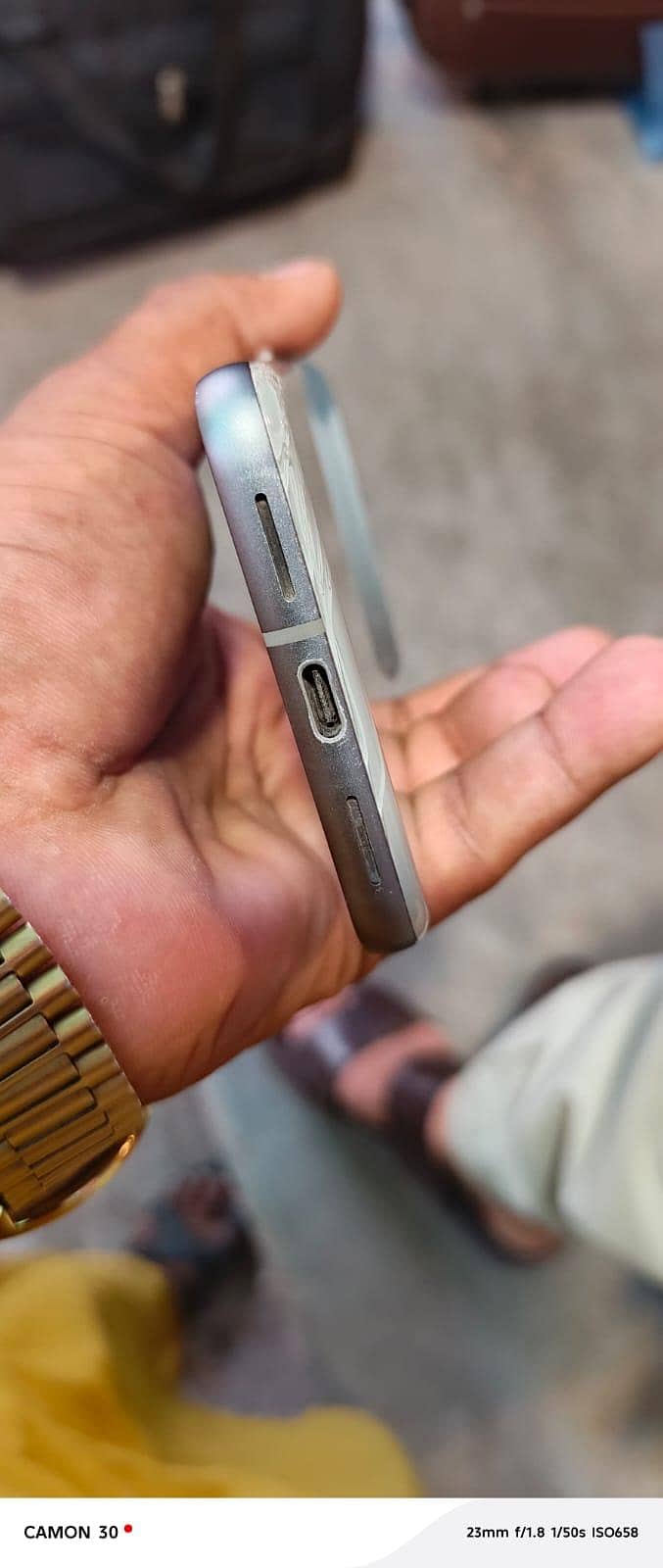 Google Pixel 8 4