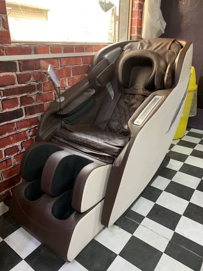  ZERQ Luxury Full Body Massage Chair – Premium Model 