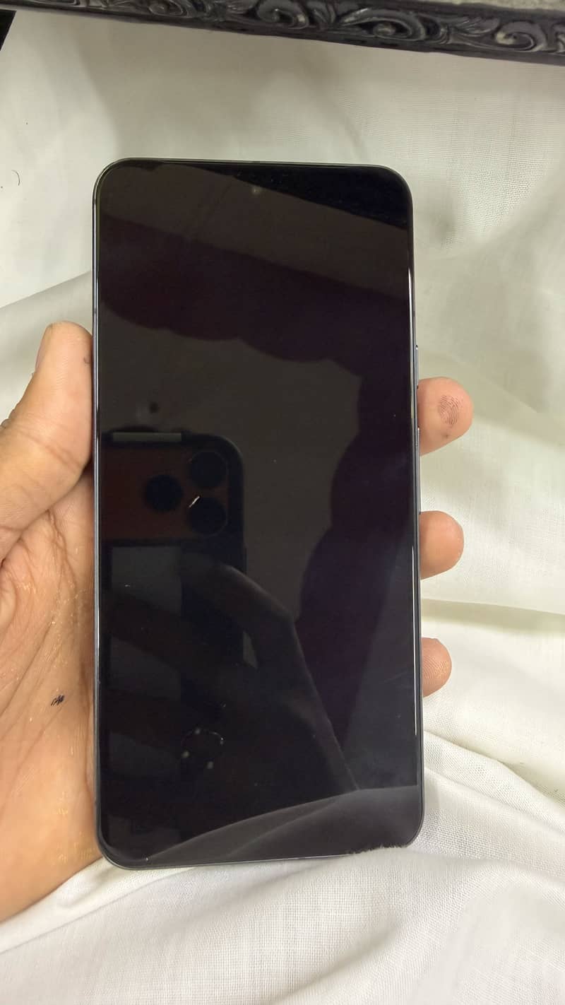 Google Pixel 8 4