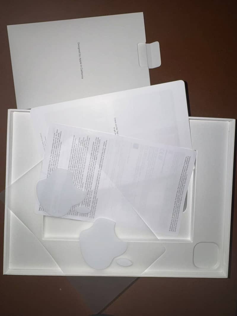 iPad Pro 11” M2 (4th Generation) 4