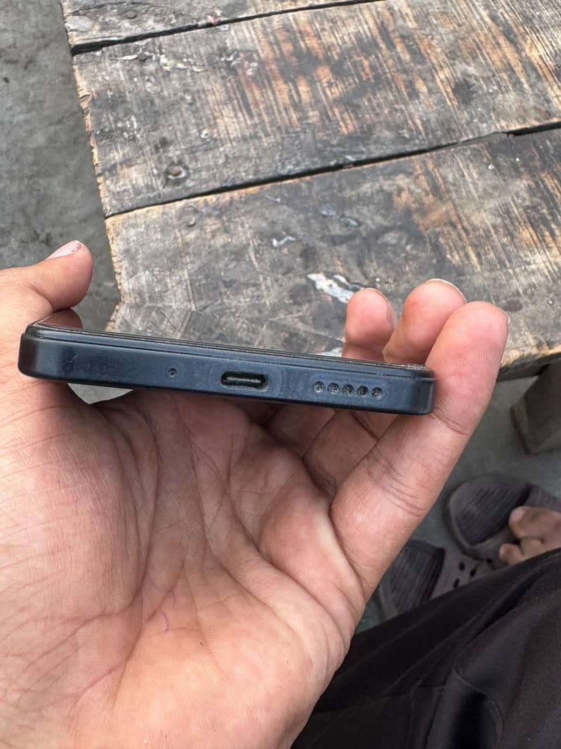 POCO C75 1