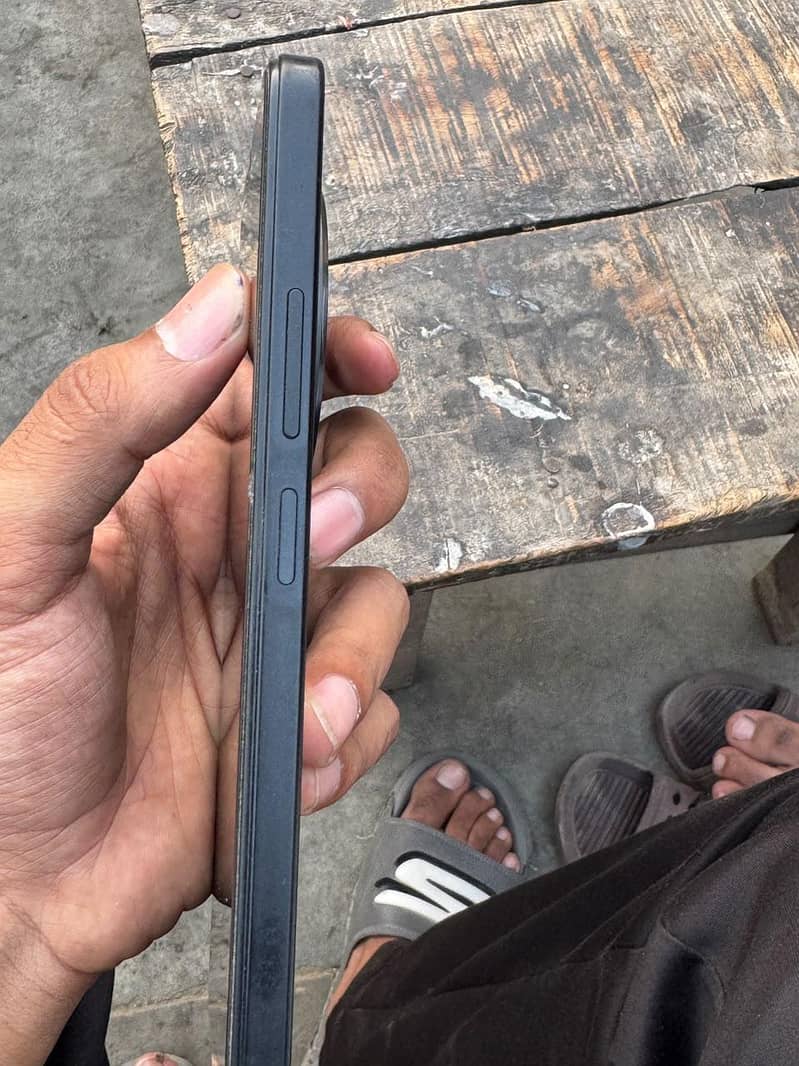 POCO C75 4