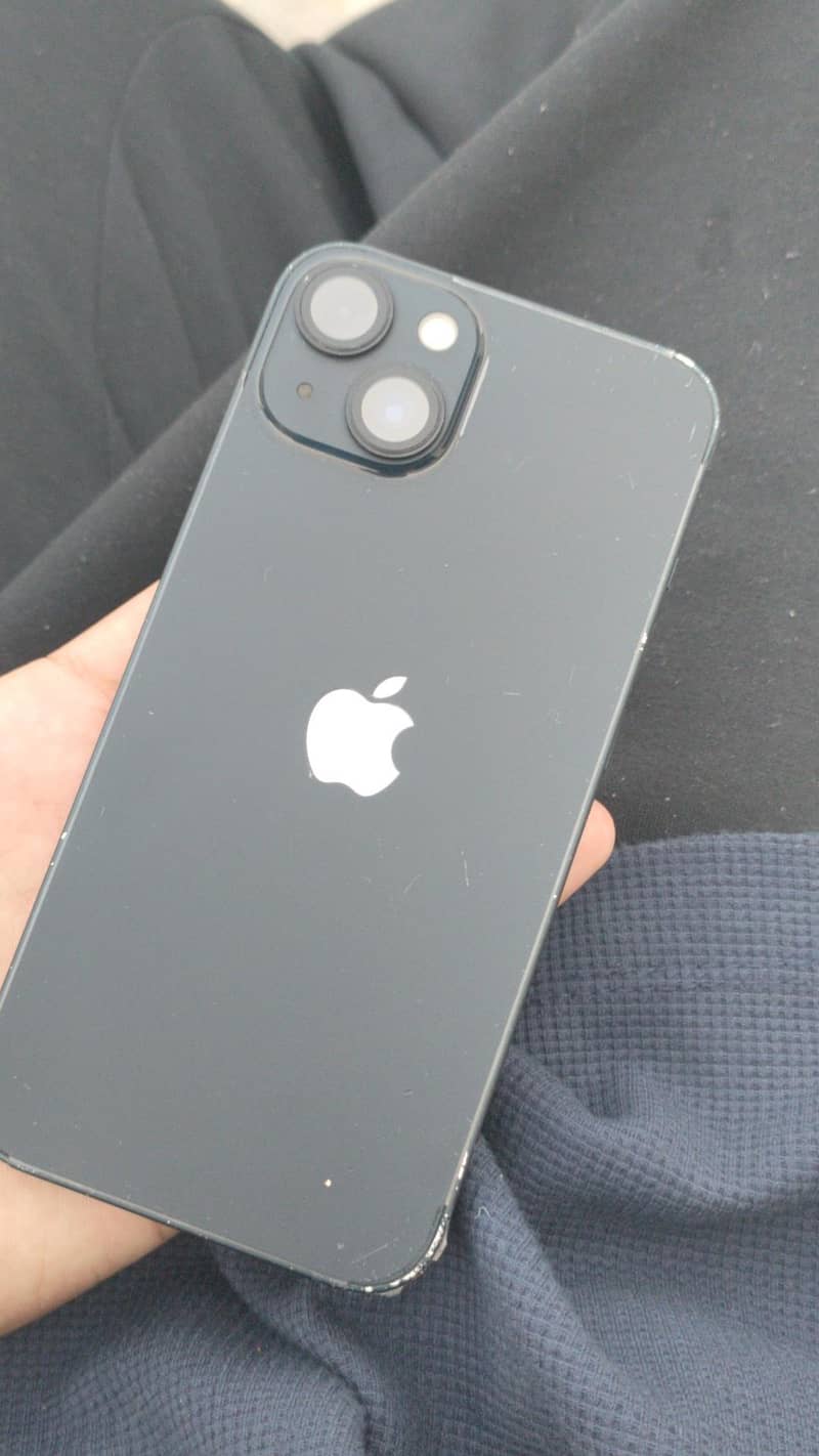Apple iPhone 13 0