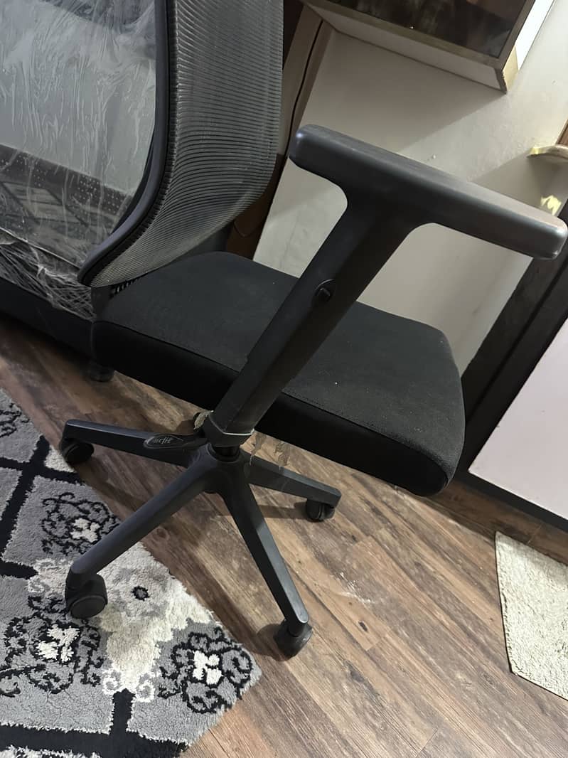 Office | Study | Computer table and chair 5