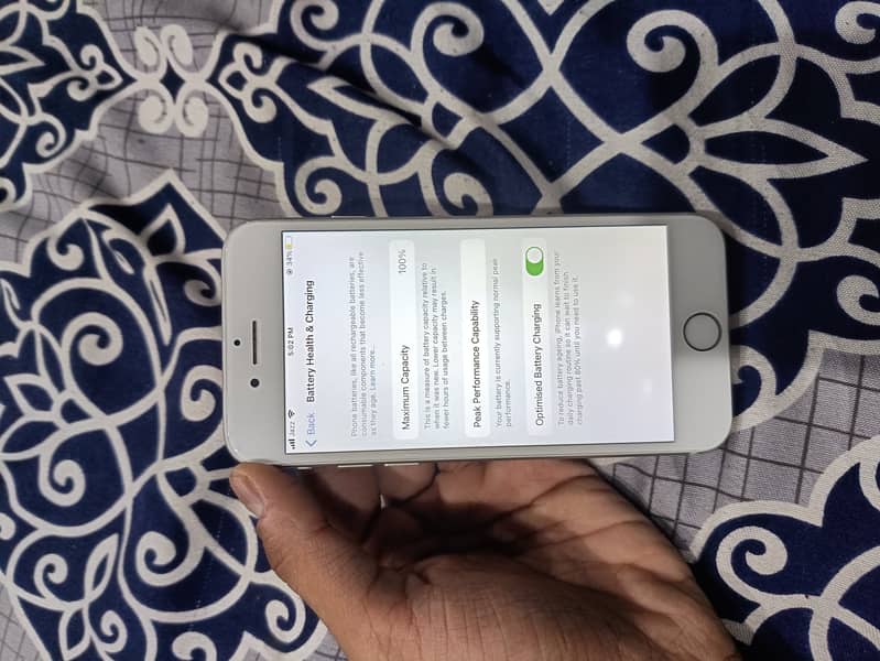 Apple iPhone 8 5