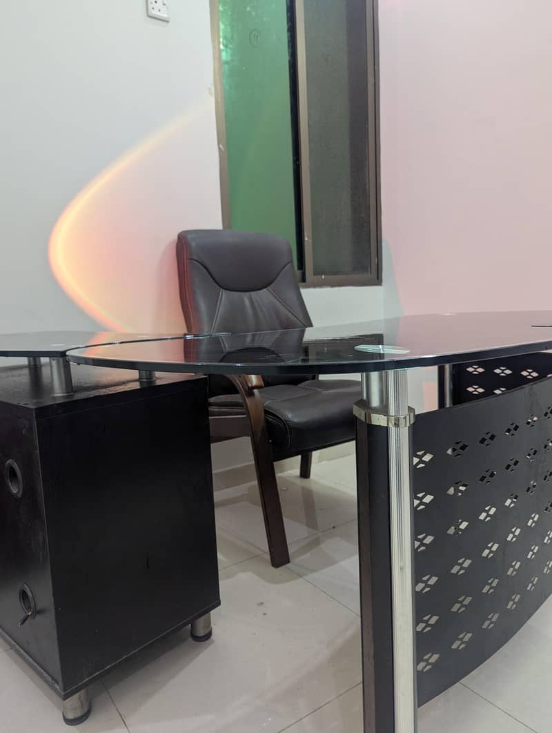 Executive office table 8