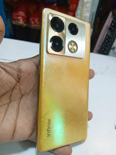 Infinix Note 40 Pro