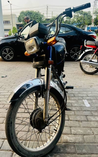 Honda cd70 blue sheet installed no work required