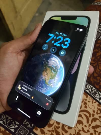 Apple iPhone 14
