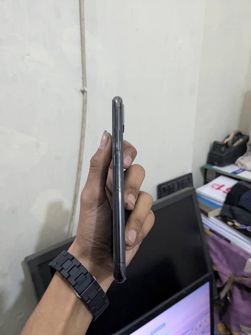Apple iPhone X 1