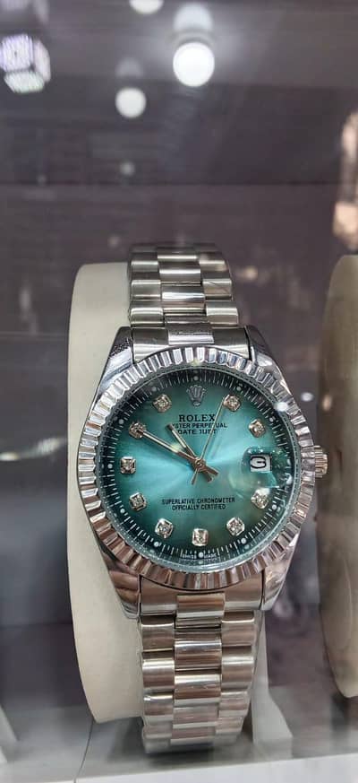 High quality watch is very good